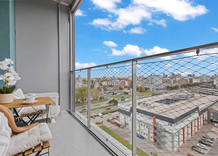 Stylish View * Pressburg